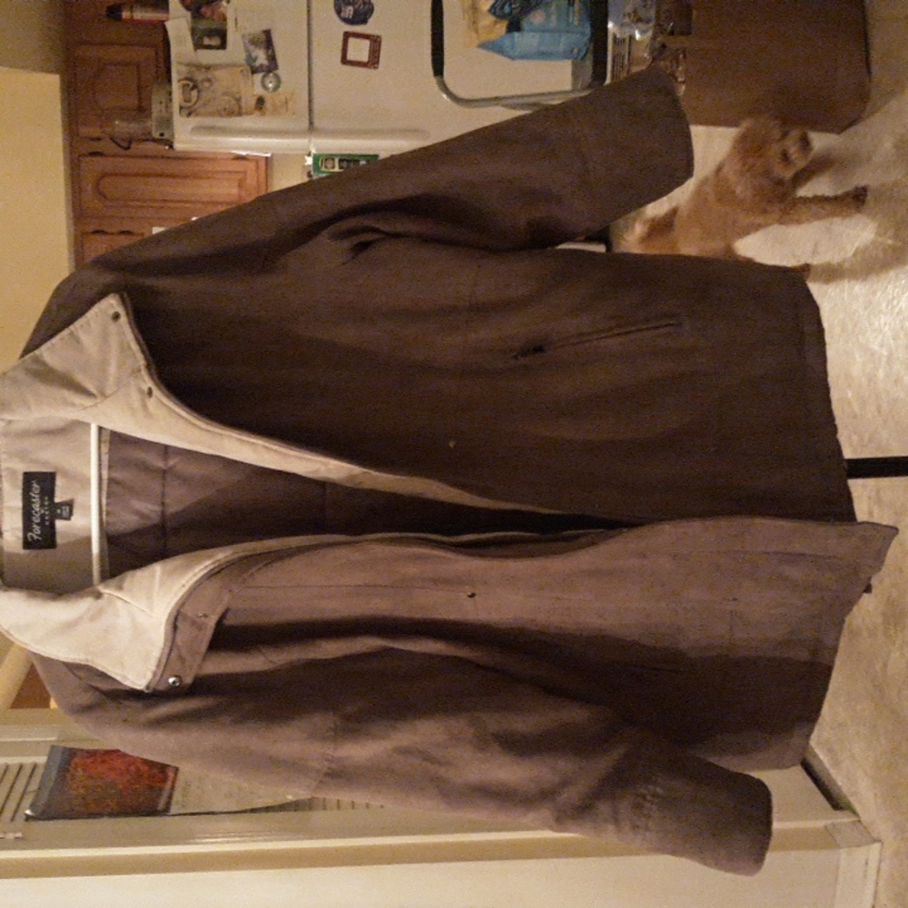 Forecaster of Boston, brown and tan woman's winter coat. Size 1X, 100% polyester